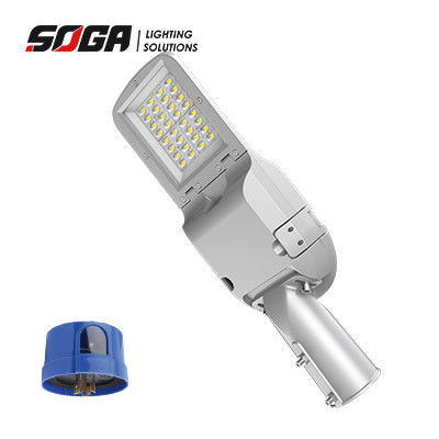 Buy Inventronics Driver LED Street Light With Daylight Sensor and High CRI for Pole Mount Installation online manufacture